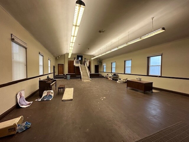 More Photos Of 201 N Broad St, Griffith Specialty For Sale