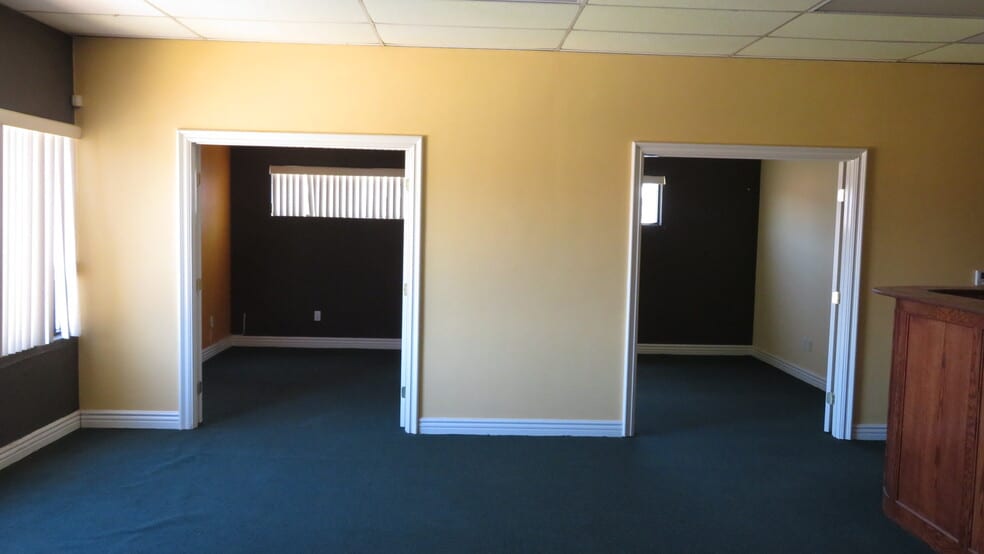 More Photos Of 17026-17030 E Cypress St, Covina Medical For Lease