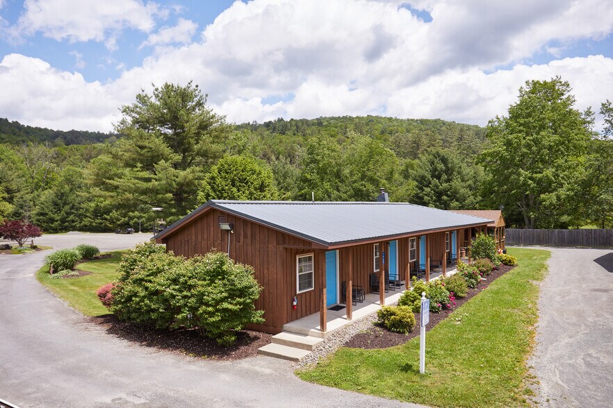 More Photos Of 1471 Denning Rd, Claryville Restaurant For Sale