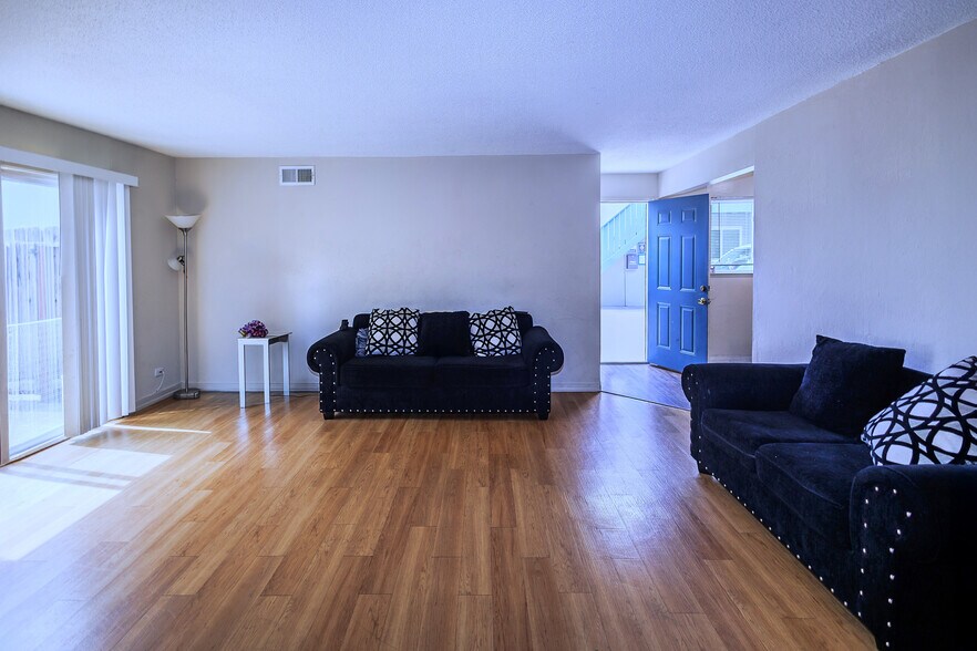 More Photos Of 309-315 Oak Ave, Redwood City Apartments For Sale