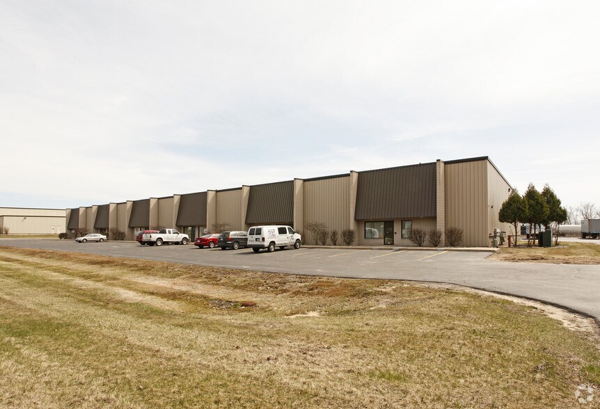 Primary Photo Of 2420 Schuette Rd, Midland Warehouse For Lease
