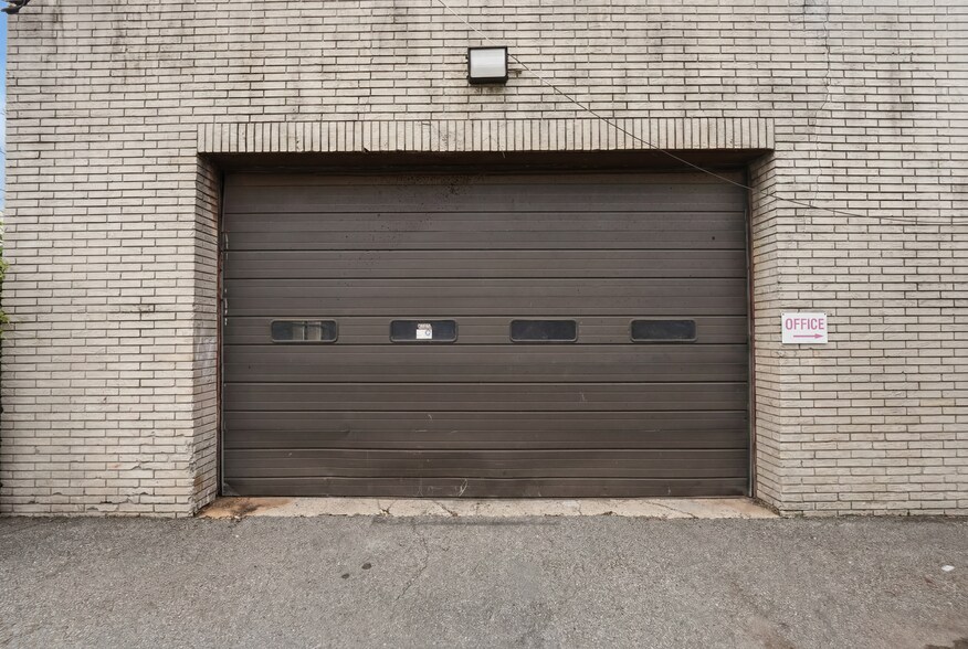 More Photos Of 21 Highway 17, East Rutherford Industrial For Lease