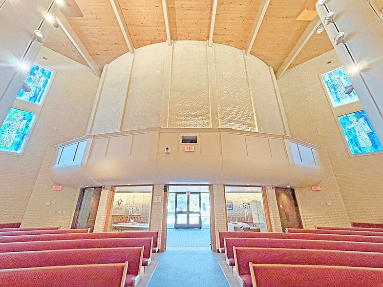 More Photos Of 8336 Carrleigh Pky, West Springfield Religious Facility For Sale