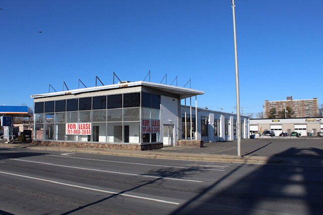 More Photos Of 517 Lynnway, Lynn Freestanding For Lease