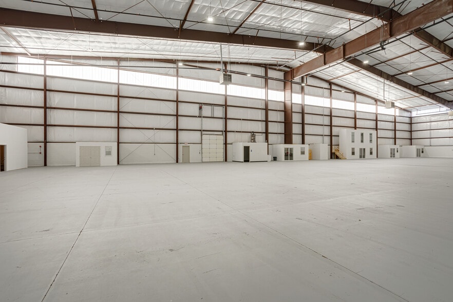 More Photos Of 500 Aviation Way, Lebanon Airplane Hangar For Sale