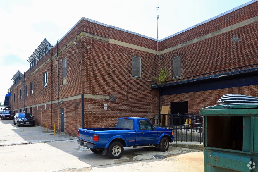 More Photos Of 1920 Bladensburg Rd NE, Washington Schools For Lease
