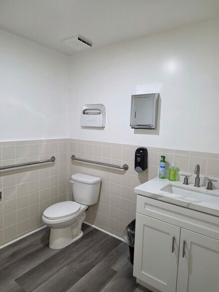 More Photos Of 2-72 N Central Ave, Upland Warehouse For Sale
