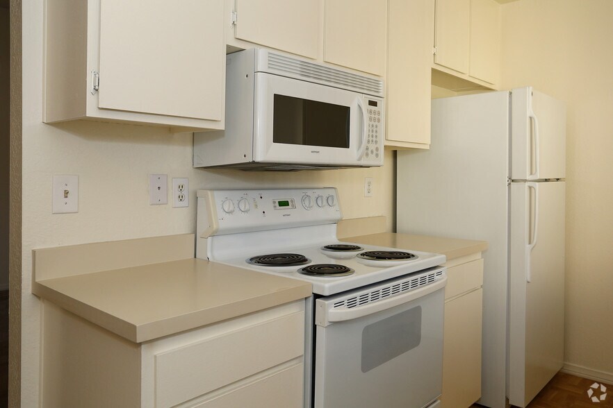 More Photos Of 3131 Arlington Ave, Riverside Apartments For Sale