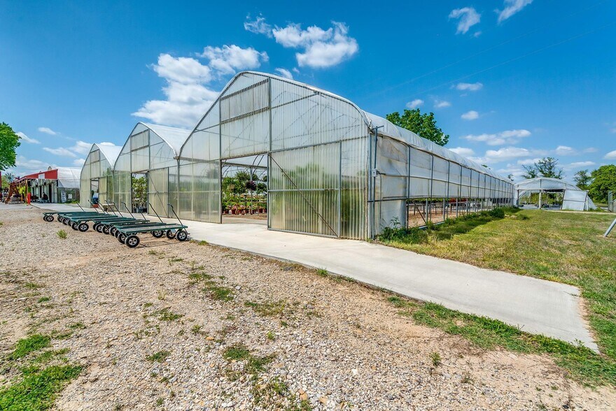 More Photos Of 1990 Highway 36 E, Rising Star Garden Center For Sale