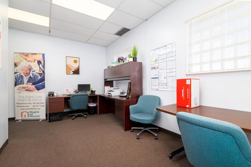 More Photos Of 630 Market St, Steubenville Office For Sale