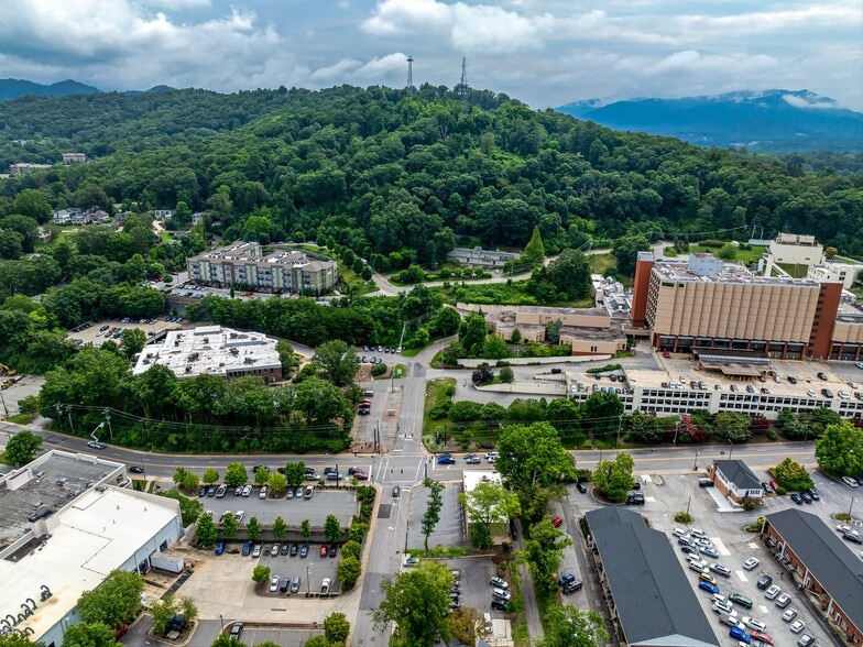 More Photos Of 373 Biltmore Ave, Asheville Medical For Lease