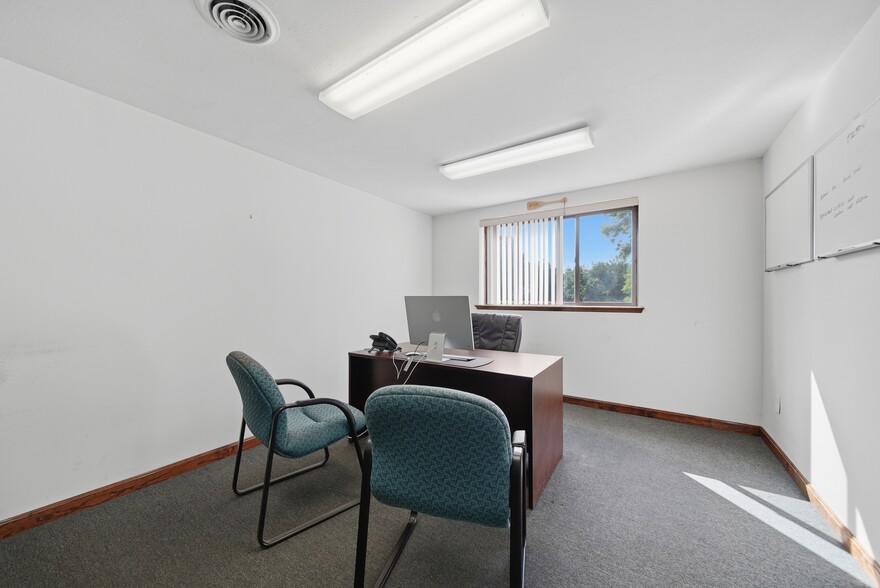 More Photos Of 141 Sanborn Rd, Tilton Flex For Sale