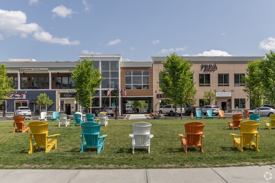 More Photos Of 300 Oxford Rd, Oxford Unknown For Lease