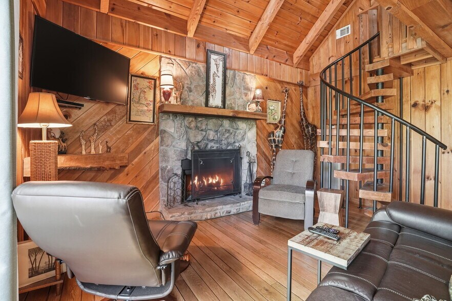 More Photos Of 5730 Highway 356, Sautee Nacoochee Specialty For Sale