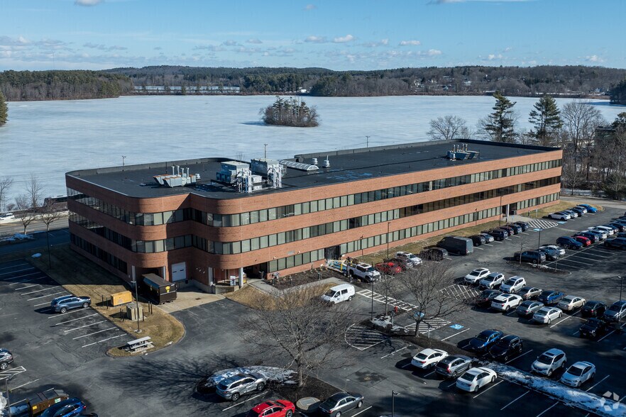 More Photos Of 144 Turnpike Rd, Southborough Office For Lease