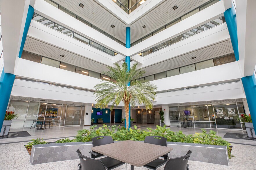 More Photos Of 2500 Maitland Center Pky, Maitland Office For Lease