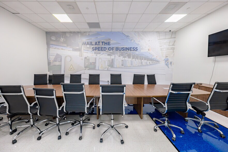 More Photos Of 2965 West Corporate Lakes Blvd, Weston Manufacturing For Lease