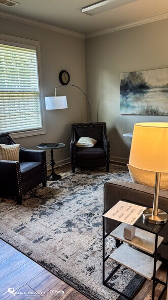 More Photos Of 4411 Suwanee Dam Rd, Suwanee Office For Sale