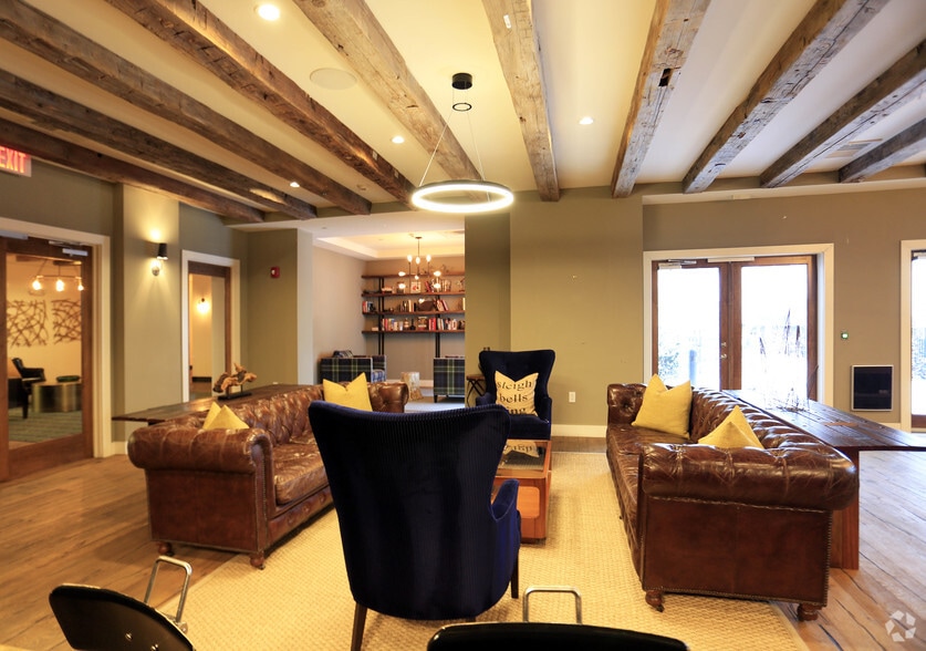 More Photos Of 515 West Ave, Norwalk Unknown For Lease