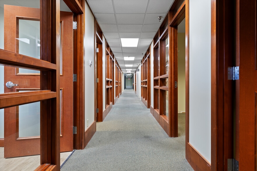 More Photos Of 405 E Main St, Chattanooga Warehouse For Sale