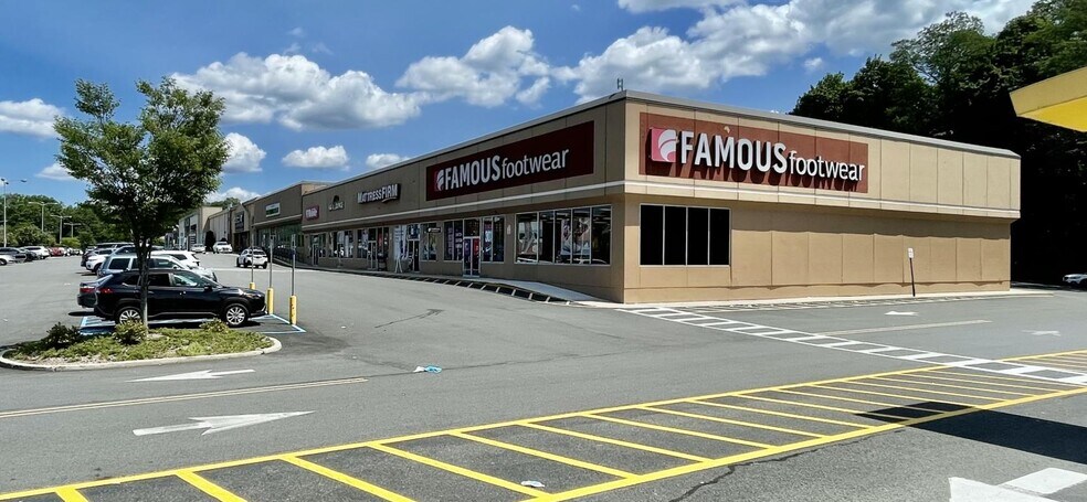 More Photos Of 2350 Central Park Ave, Yonkers Freestanding For Lease