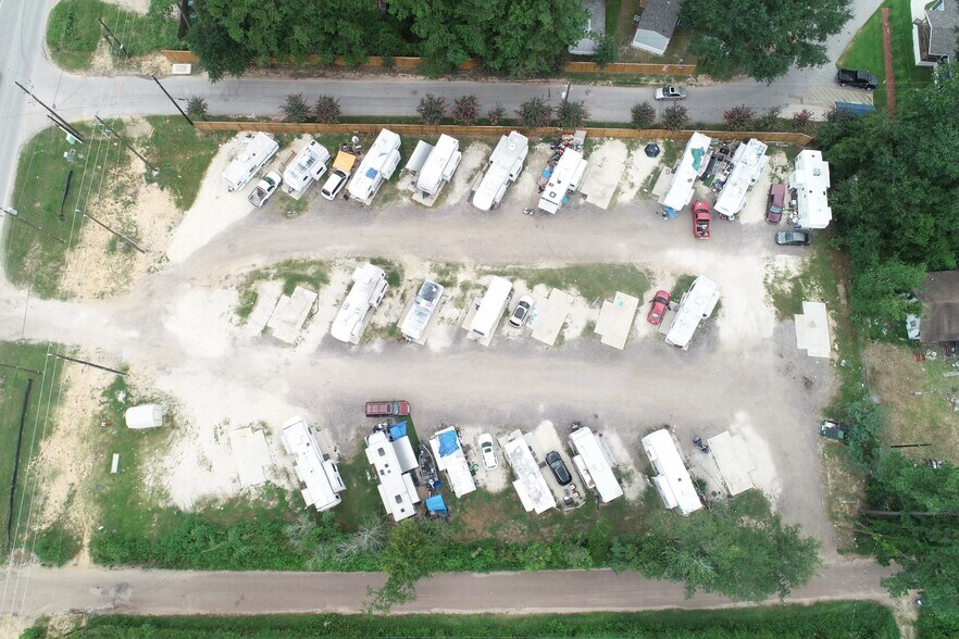 More Photos Of 22835 Ford Rd, Porter Manufactured Housing Mobile Home Park For Sale