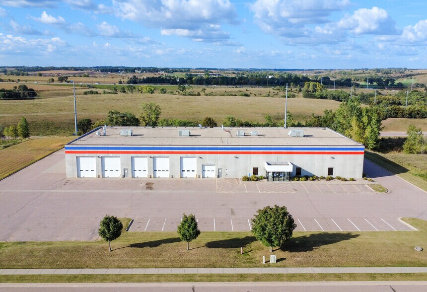 Primary Photo Of 3910 E Wilcox St, Sioux Falls Warehouse For Lease