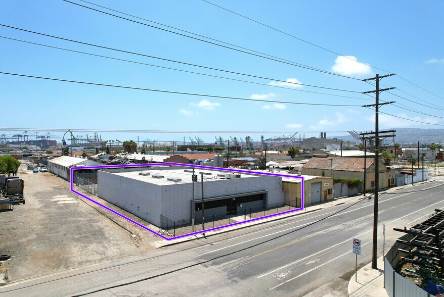 More Photos Of 230-234 E C St, Wilmington Warehouse For Sale