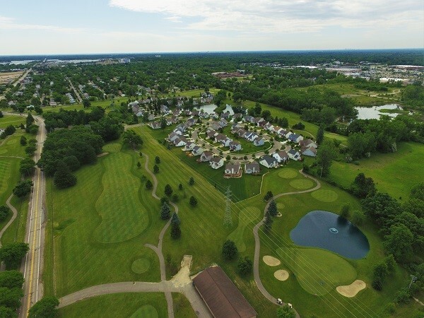 Primary Photo Of 800 Golf Dr, Pontiac Golf Course Driving Range For Sale