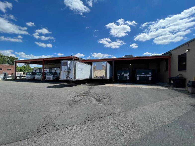More Photos Of 376 Ledyard St, Hartford Industrial For Lease
