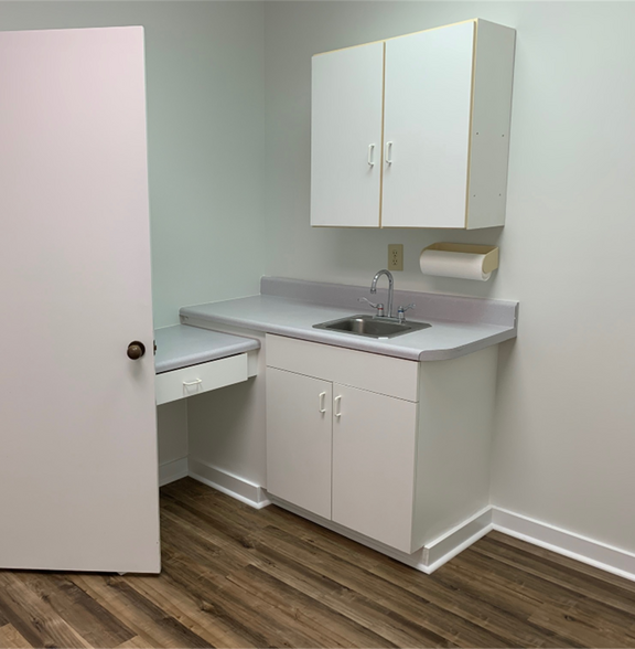 More Photos Of 1902-1906 Meeting Ct, Wilmington Medical For Sale