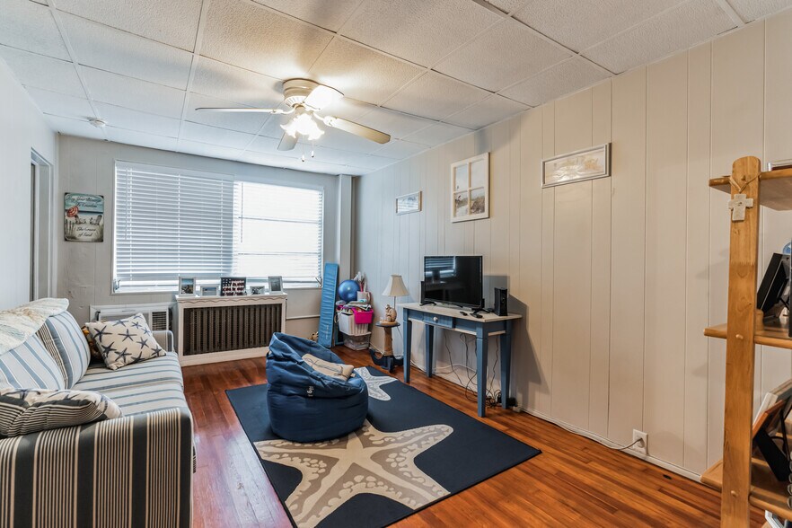 More Photos Of 1233 Oak St NE, Saint Petersburg Apartments For Sale