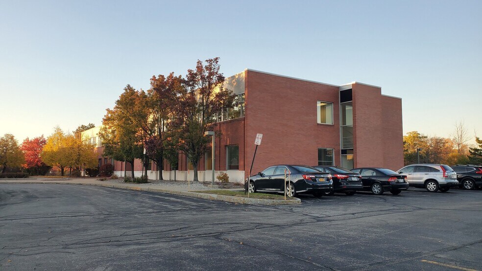 More Photos Of 125 Indigo Creek Dr, Rochester Office For Sale