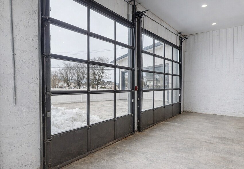 More Photos Of 4 Bona Ventura Ave, Wallkill Auto Repair For Sale