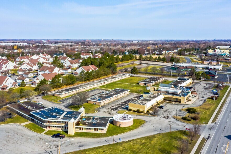 More Photos Of 4853 W Henrietta Rd, Henrietta Hotel For Sale