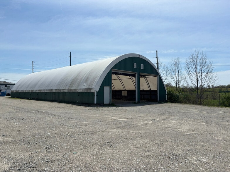 More Photos Of 947 Old Brick Rd, West Alexander Warehouse For Lease