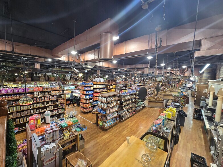 More Photos Of 226-228 Washington St, Hoboken Storefront For Sale