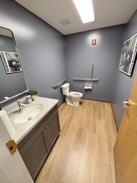 More Photos Of 1960 S Case Pky, Twinsburg Warehouse For Sale