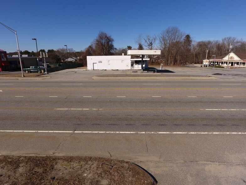 More Photos Of 592 Providence Rd, Brooklyn Convenience Store For Sale