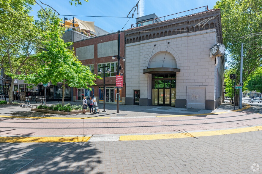 More Photos Of 700-730 K St, Sacramento Storefront For Lease
