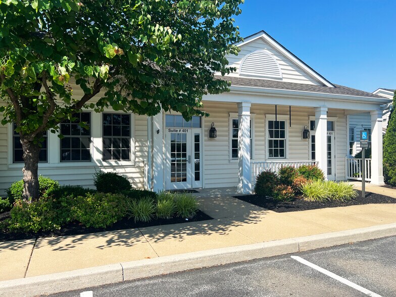 More Photos Of 390 Vineyard Way, West Grove Office For Lease