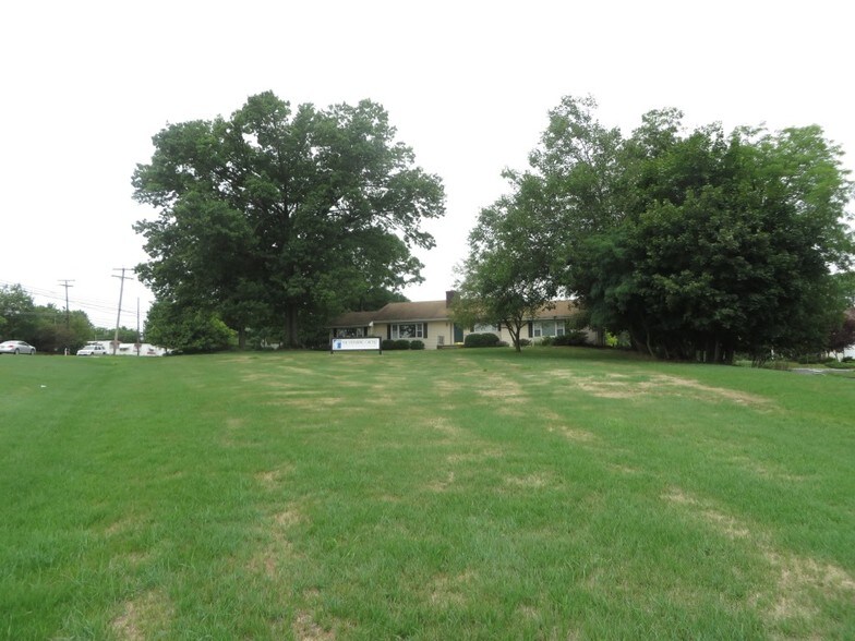 More Photos Of 1273 State Route 28, Branchburg Freestanding For Sale