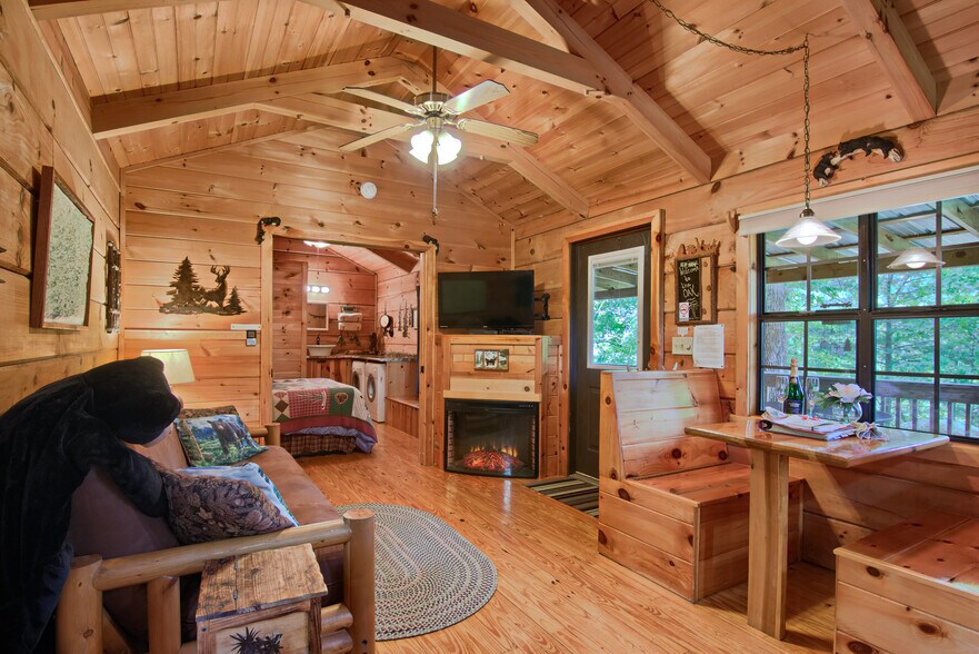 More Photos Of 5830 NC 209 Hwy, Hot Springs Specialty For Sale