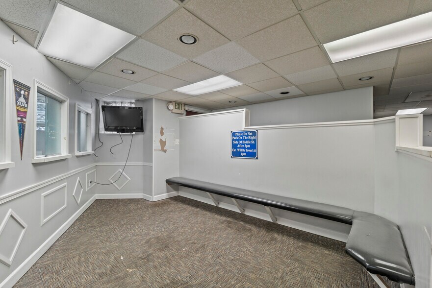 More Photos Of , Baltimore Office For Sale