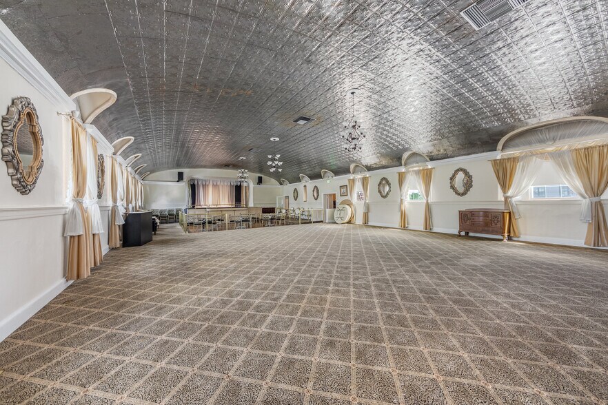 More Photos Of 525 Caroline St, Fredericksburg Lodge Meeting Hall For Lease