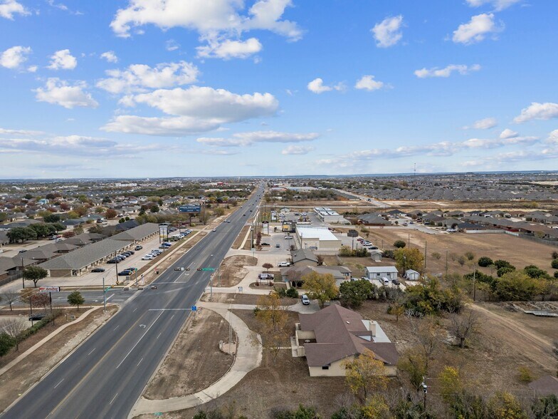 More Photos Of 2302 W Stan Schlueter Loop, Killeen Office For Sale
