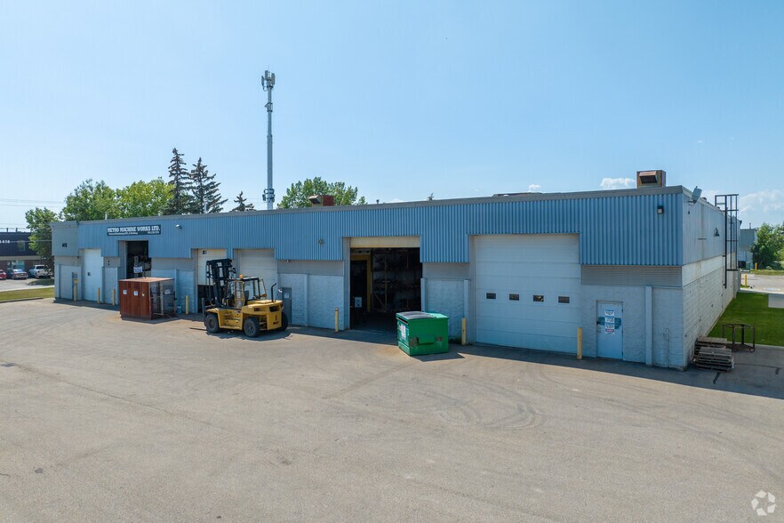 More Photos Of 4416 64th Ave SE, Calgary Warehouse For Sale