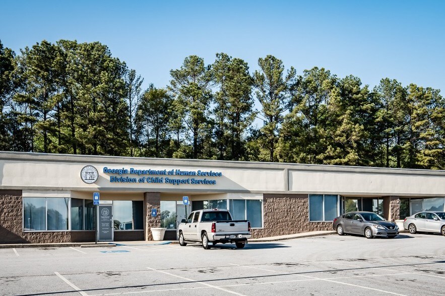 1368 Southlake Plaza Dr, Morrow, GA 30260 Office For Lease