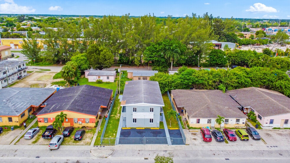 More Photos Of 1430 NW 2nd Ave, Florida City Apartments For Sale