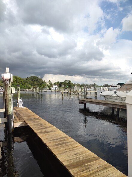 More Photos Of 507 Anclote Rd, Tarpon Springs Land For Sale